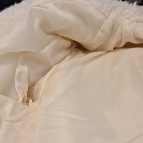 Cream Teddy Jacket, Faux Fur, Oversized Celebrity Pink Sz 4, NWT - Picture 10 of 12